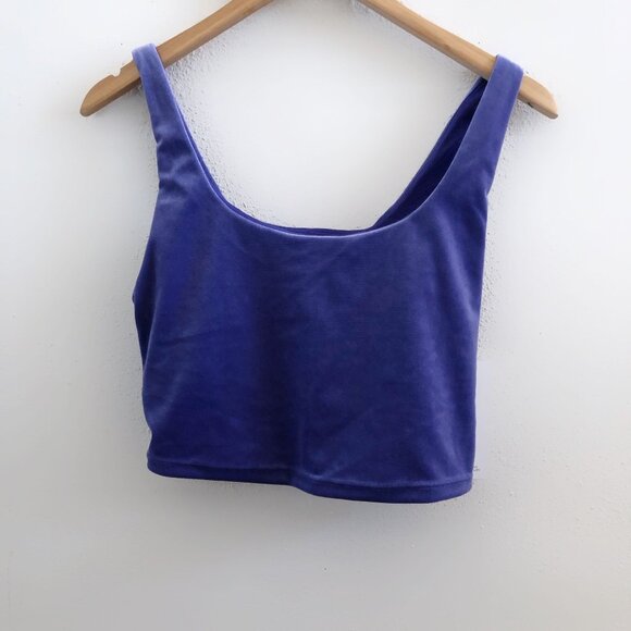 NWT ATHLETA Velvet Cut Out Crop D-DD Small Size - Picture 3 of 11